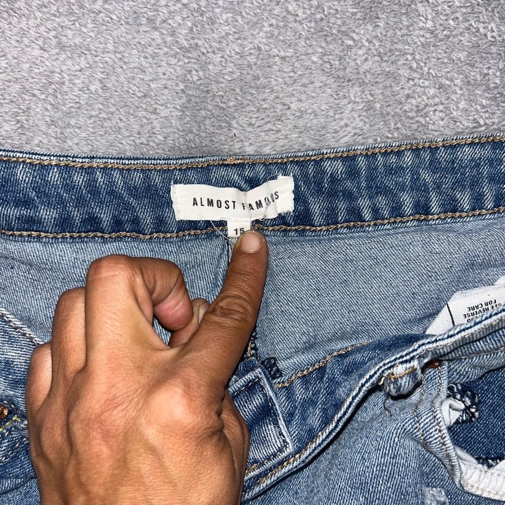 Almost Famous Frayed Hem Blue Jean Shorts - Picture 3 of 3